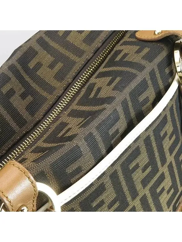 8BR628 Tote Bag