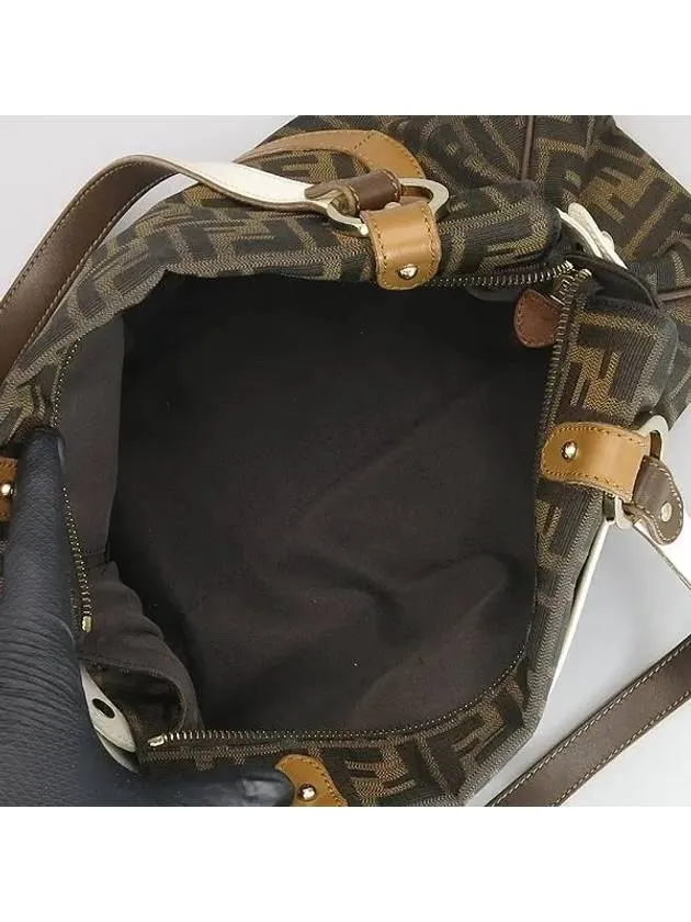 8BR628 Tote Bag