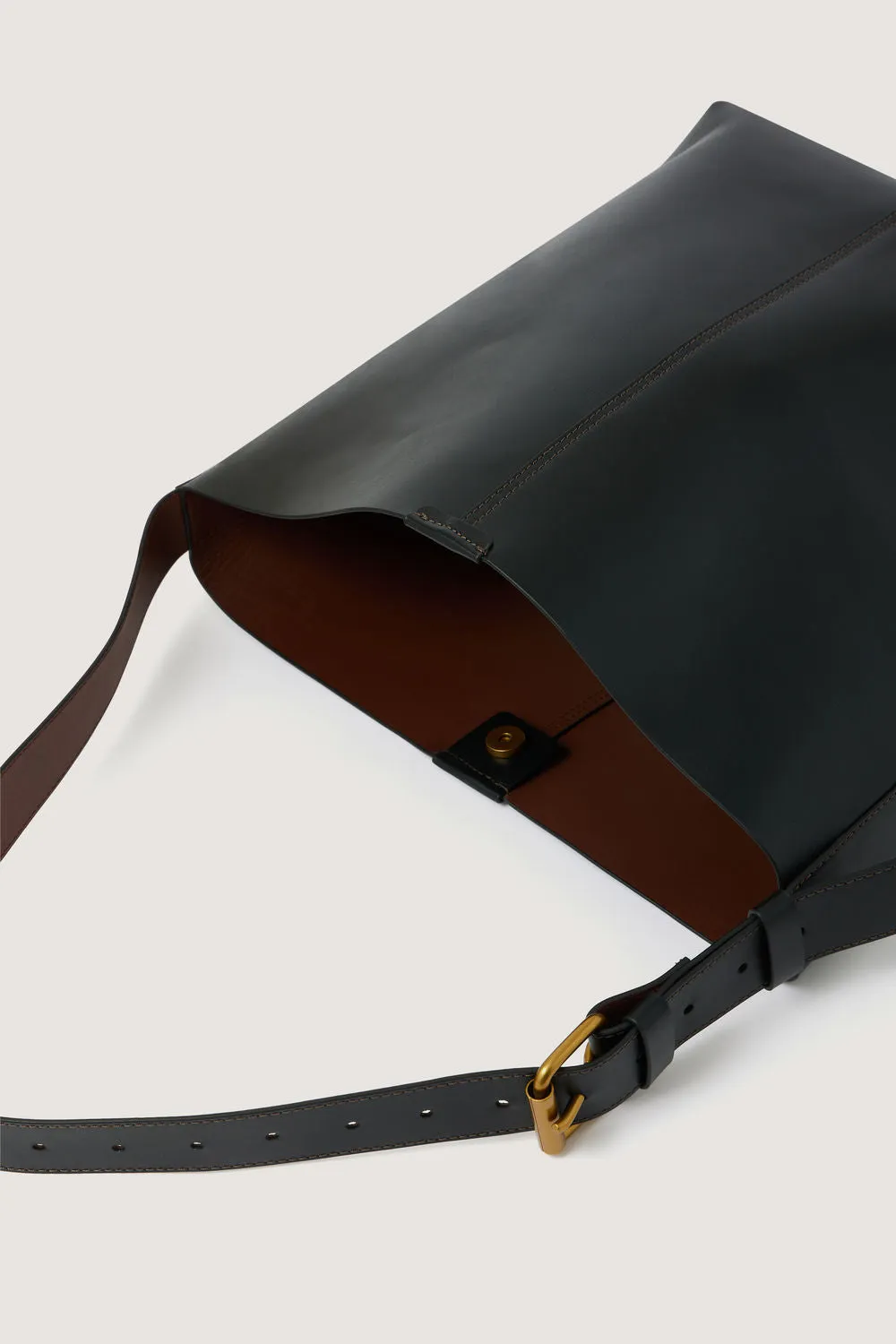 BLACK SAUDADE BAG