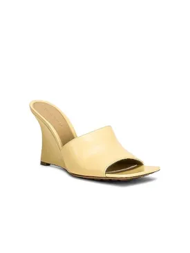 BOTTEGA VENETA Womens Yellow Comfort Square Toe Wedge Slip On Leather Heeled