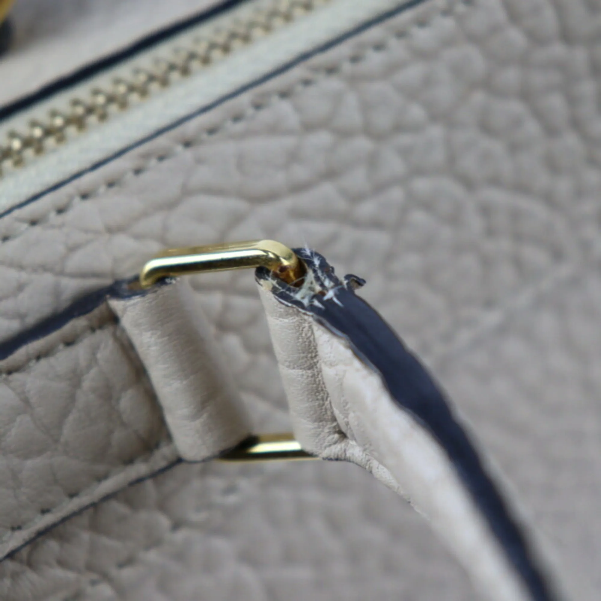 CELINE Ring Shoulder Bag