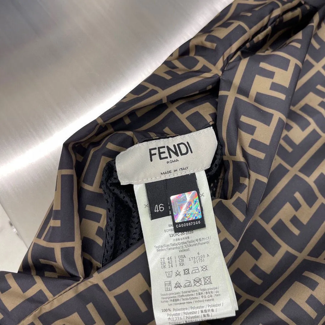 CLTH371 FF Reversible Windbreaker