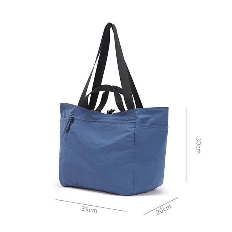 Fashion Travel Bag For Men and Women Light and Large Capacity