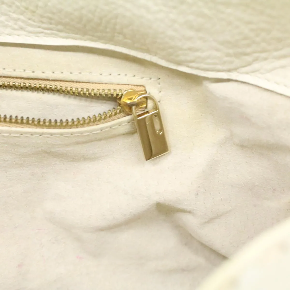 FENDI Celeria Shoulder Bag Leather White  ar8736