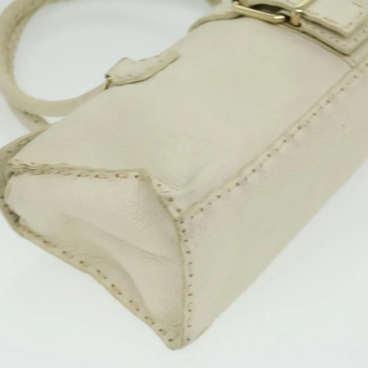 FENDI Celeria Shoulder Bag Leather White  ar8736
