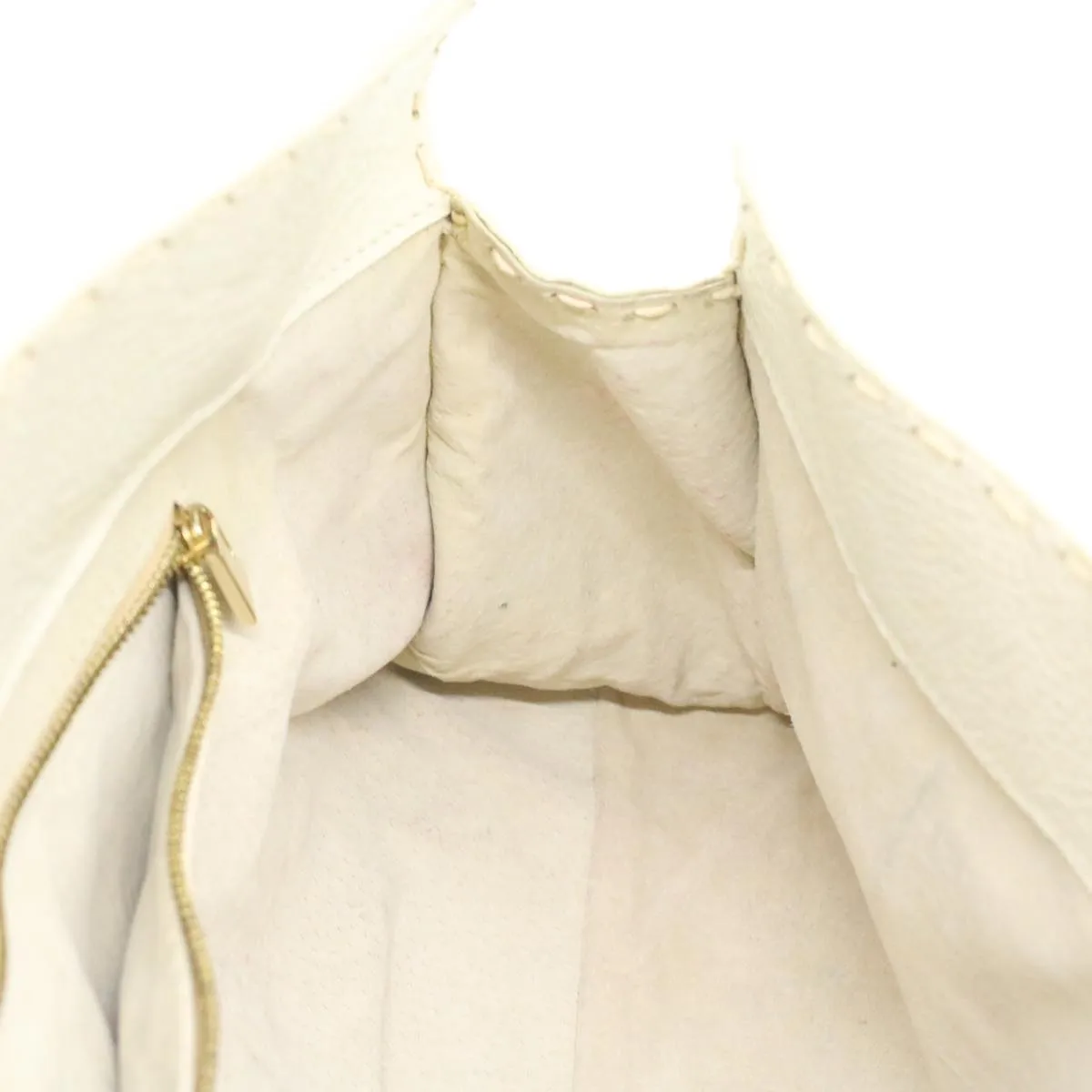 FENDI Celeria Shoulder Bag Leather White  ar8736