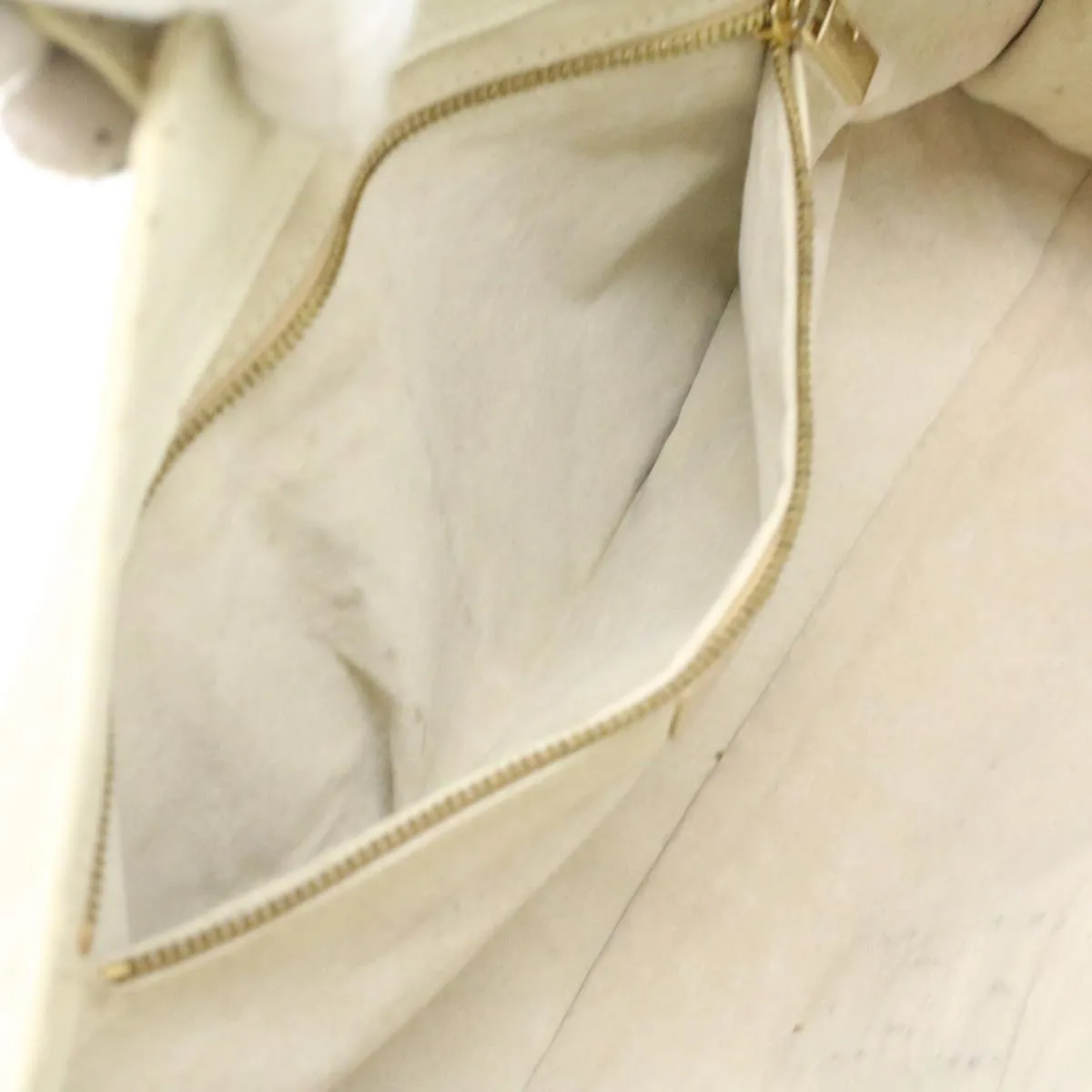 FENDI Celeria Shoulder Bag Leather White  ar8736