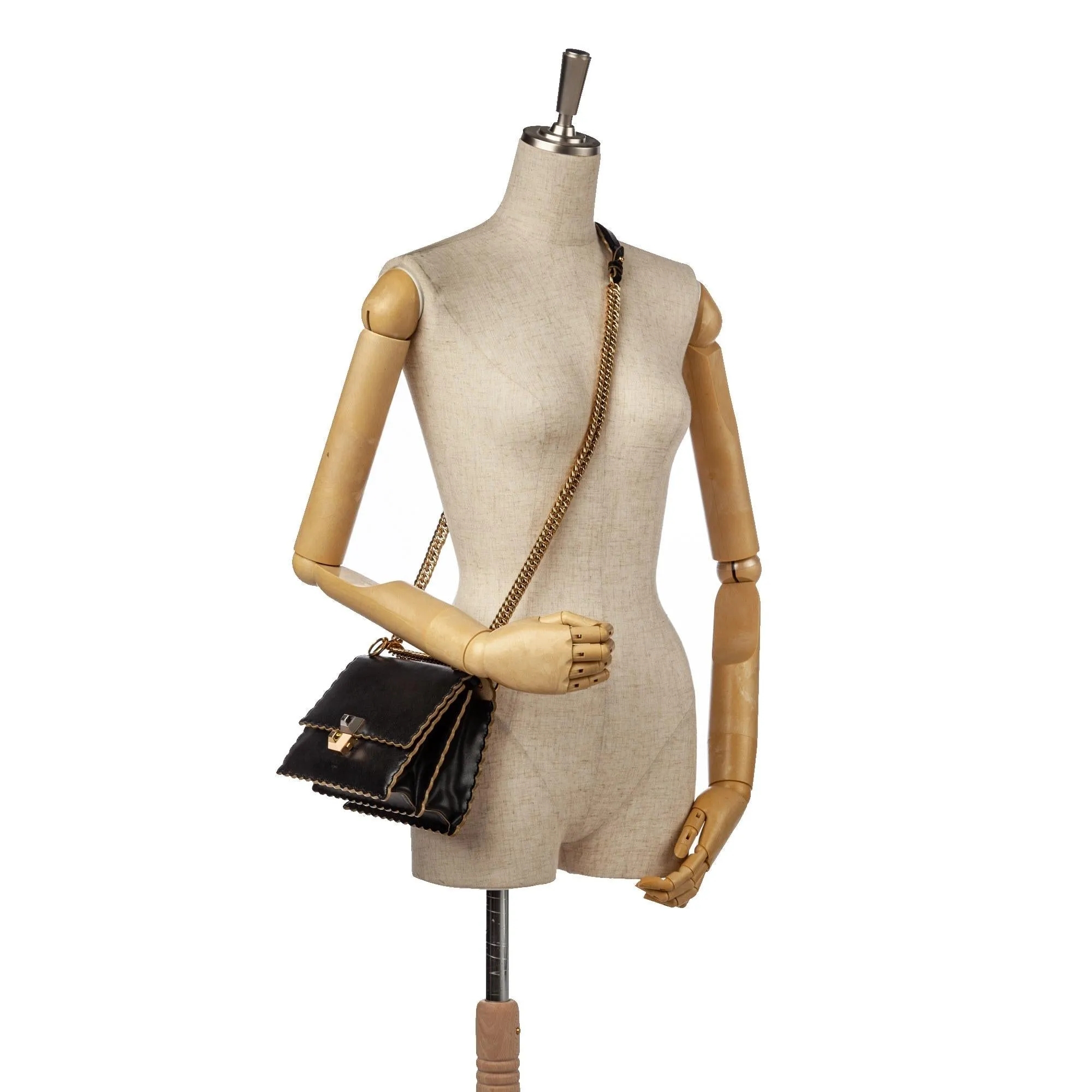 Fendi Kan I Leather Shoulder Bag (SHG-24389)