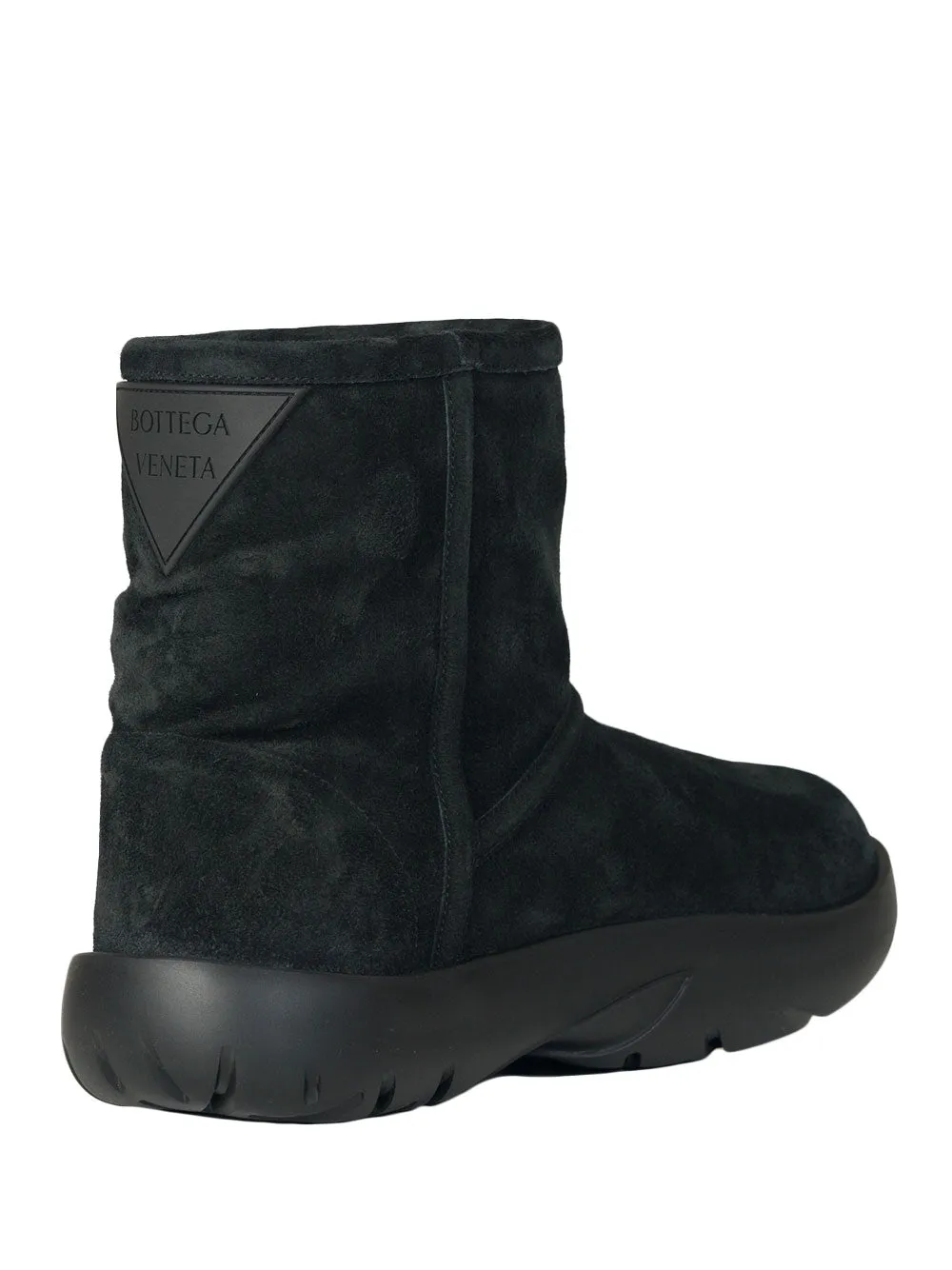 Shearling boots