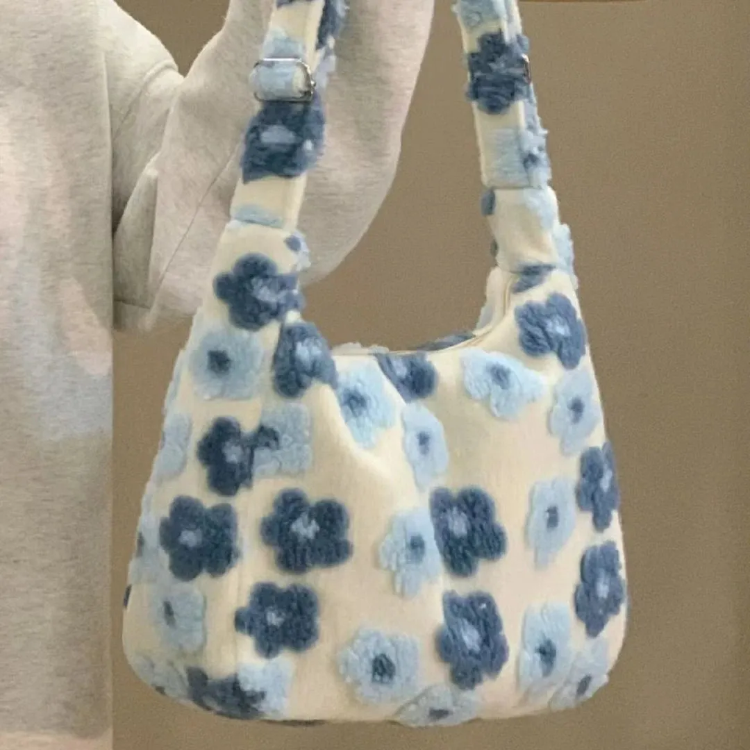 Sohiwoo Autumn Winter Flower Lamb Wool Plush Bag Student Large Capacity Tote Bag Shoulder Bag Women Bag Crossbody Bags for Women